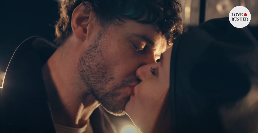 Wyłącznie w celach ilustracyjnych | Źródło: YouTube/LOVEBUSTER