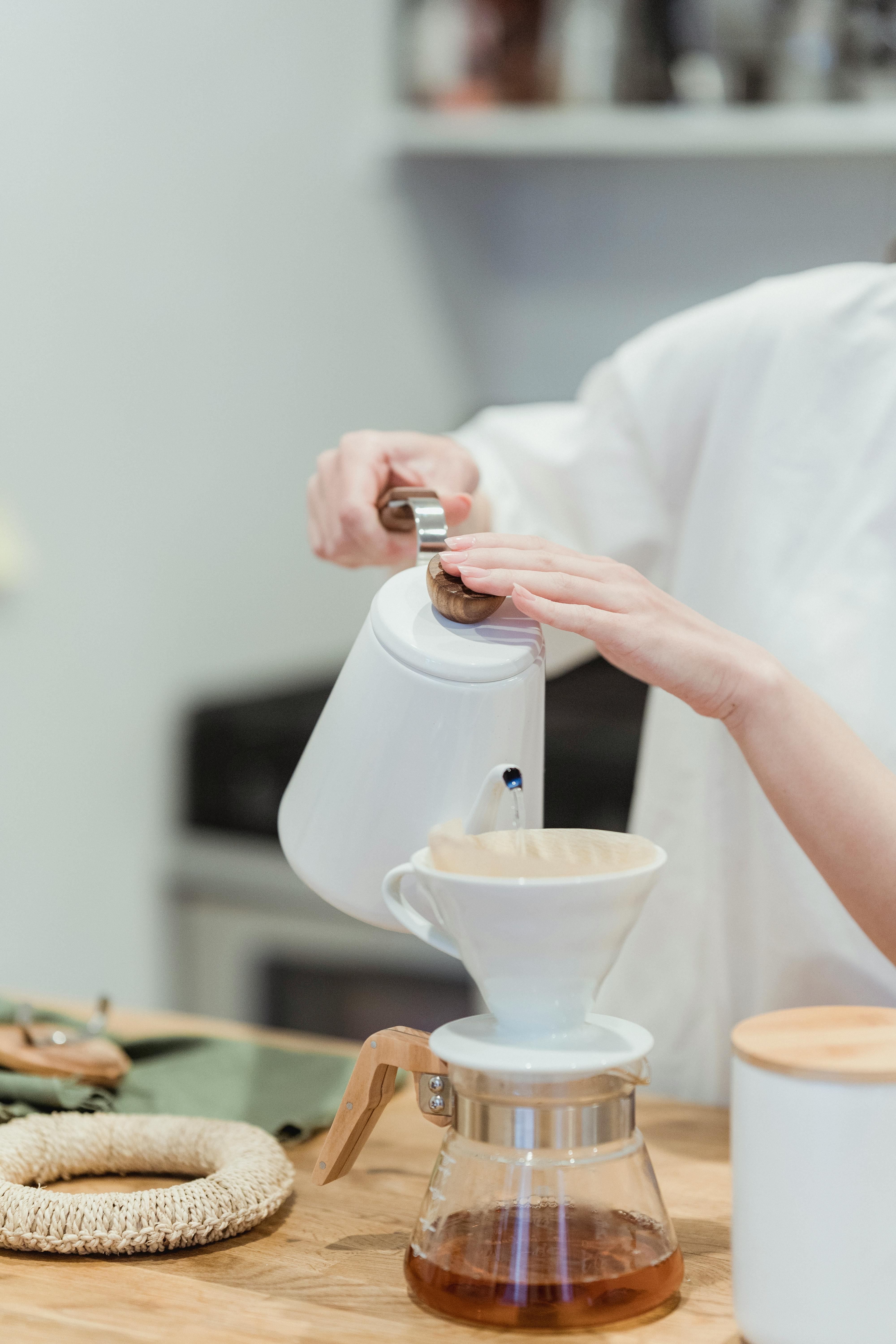 Parzenie herbaty | Źródło: Pexels