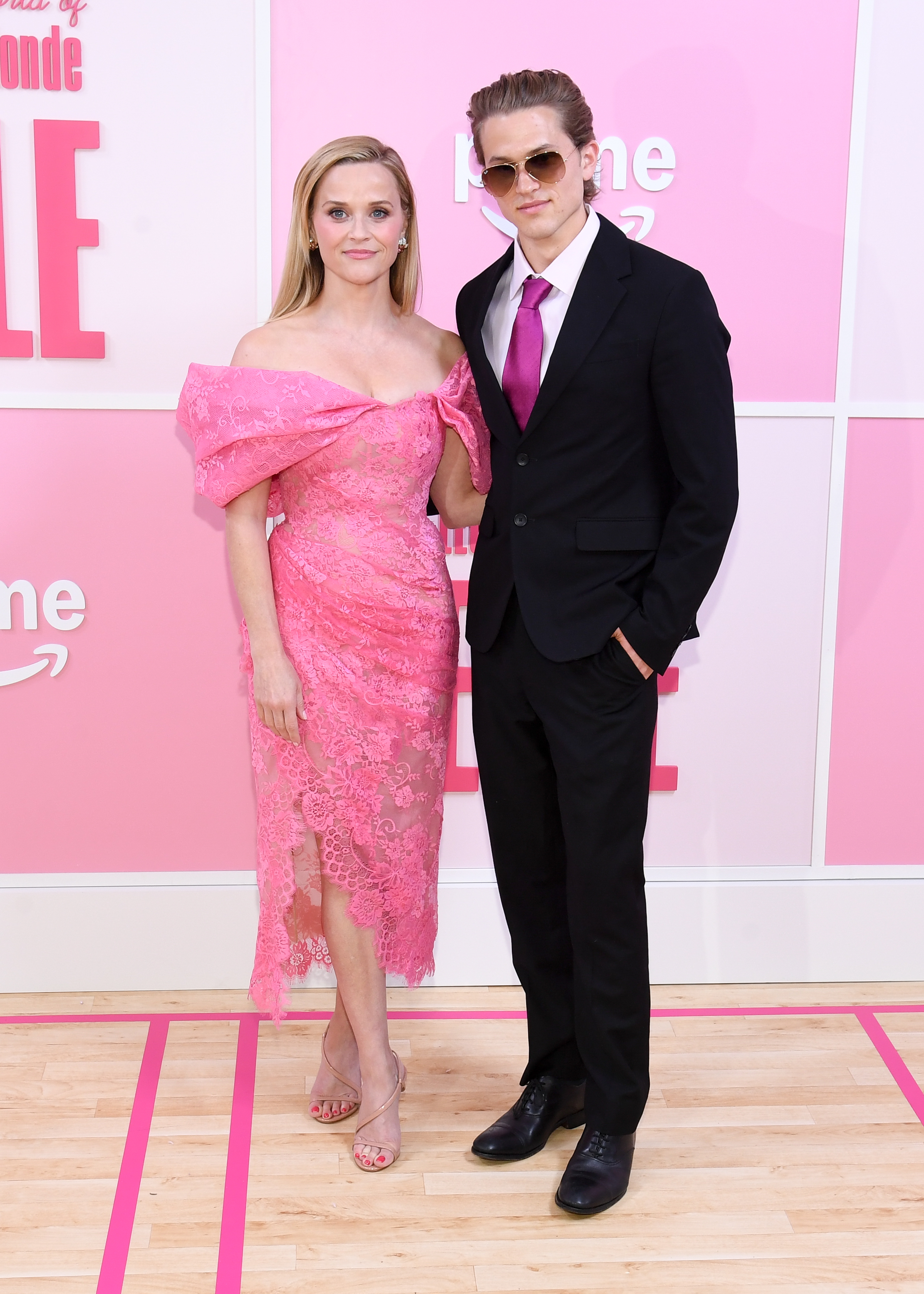Reese Witherspoon i Deacon Phillippe pozują na imprezie Prime Video