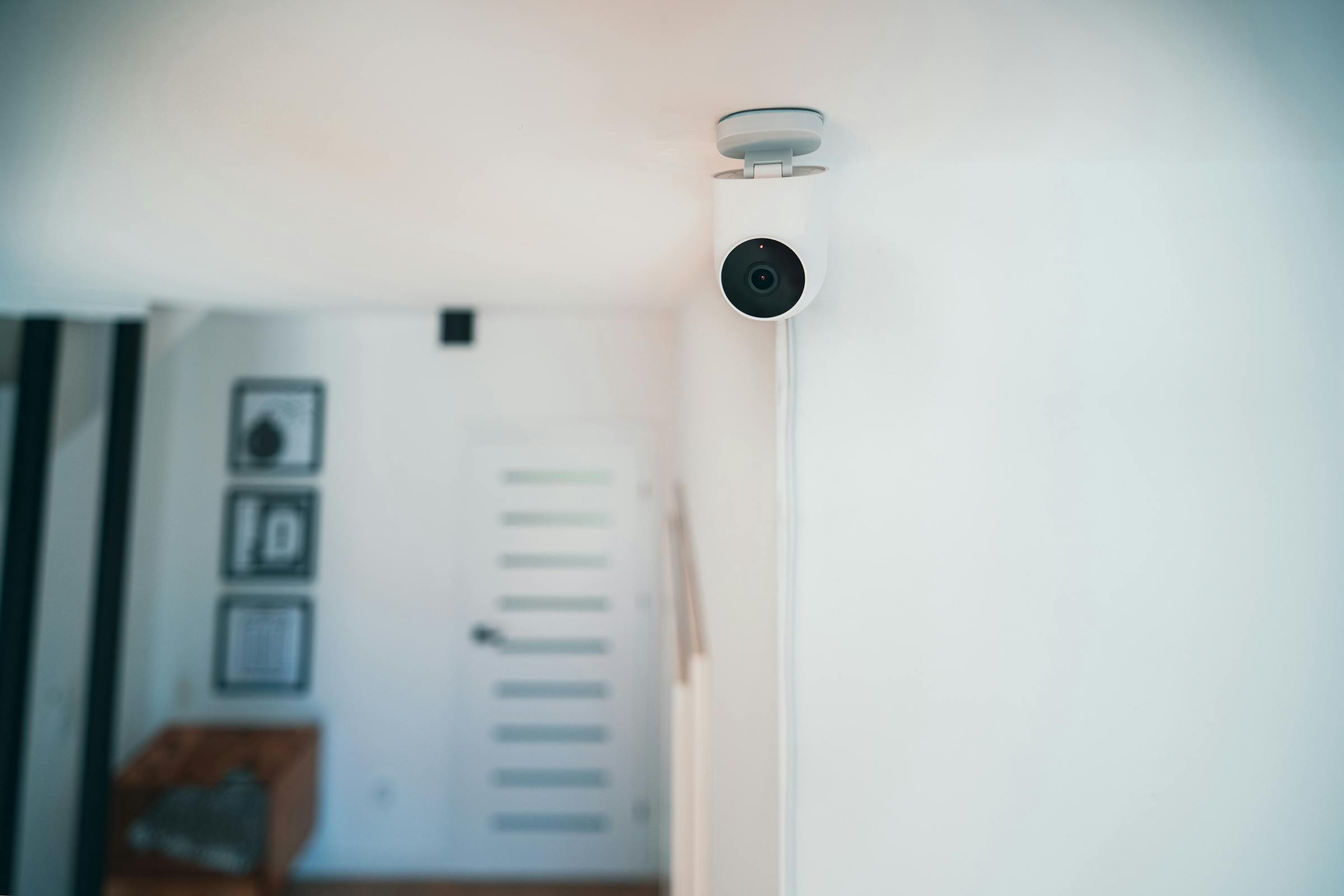 Kamera monitorująca w domu | Źródło: Pexels