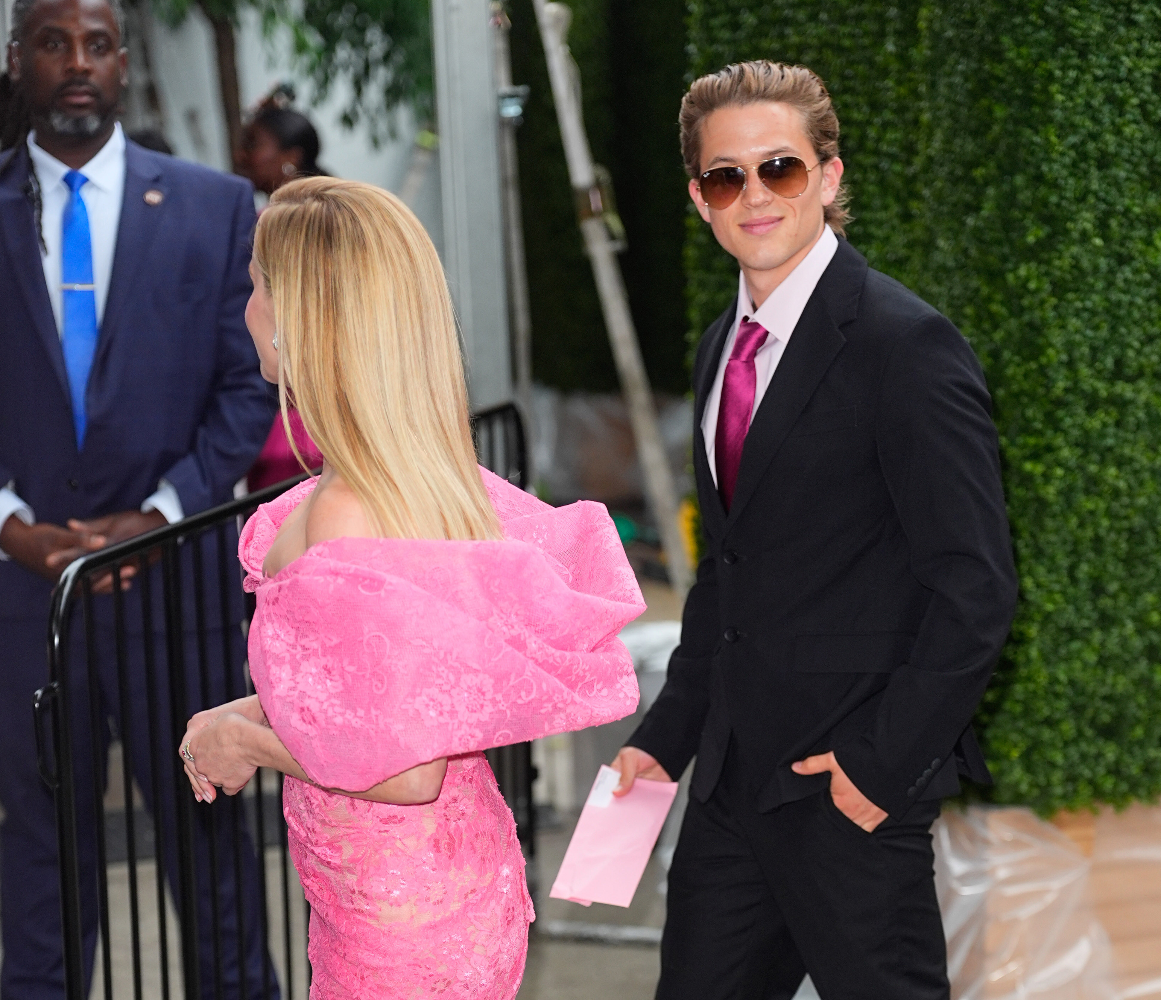 Reese Witherspoon i Deacon Phillippe przybywają na
